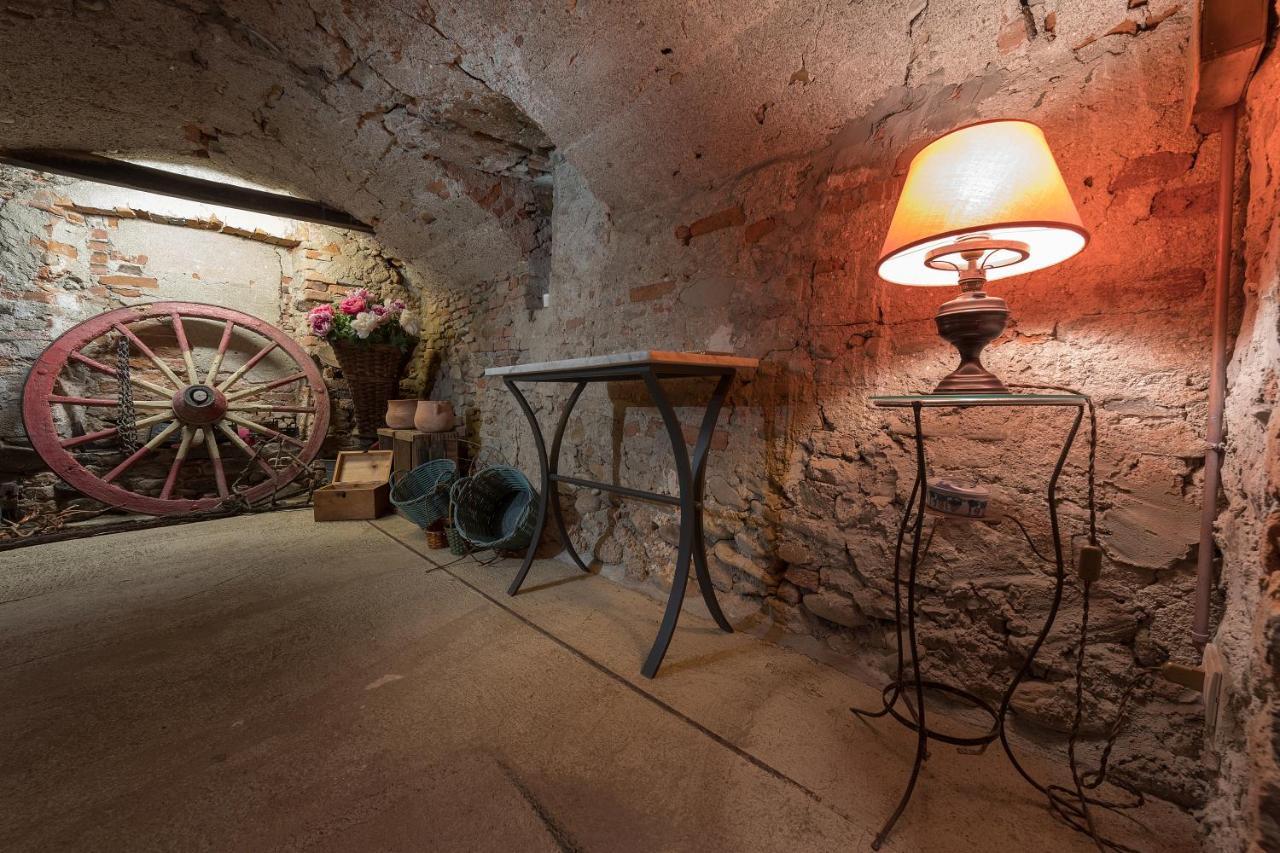 Le Case Di Angelina - Langhe Loft & Suites Farigliano Екстер'єр фото